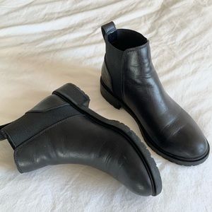 Steve Madden Chelsea Boots